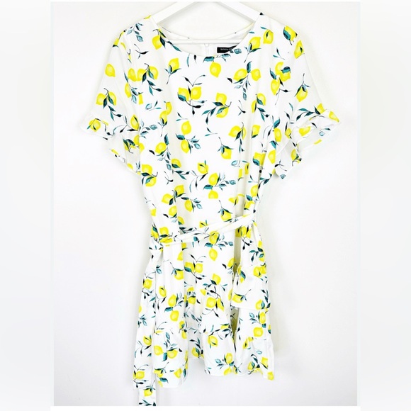 Banana Republic | Dresses | Banana Republic Fit And Flare Dress White Lemon  Print Size 2 Petite | Poshmark